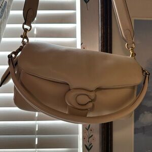 Coach Beige Leather Shoulder Bag